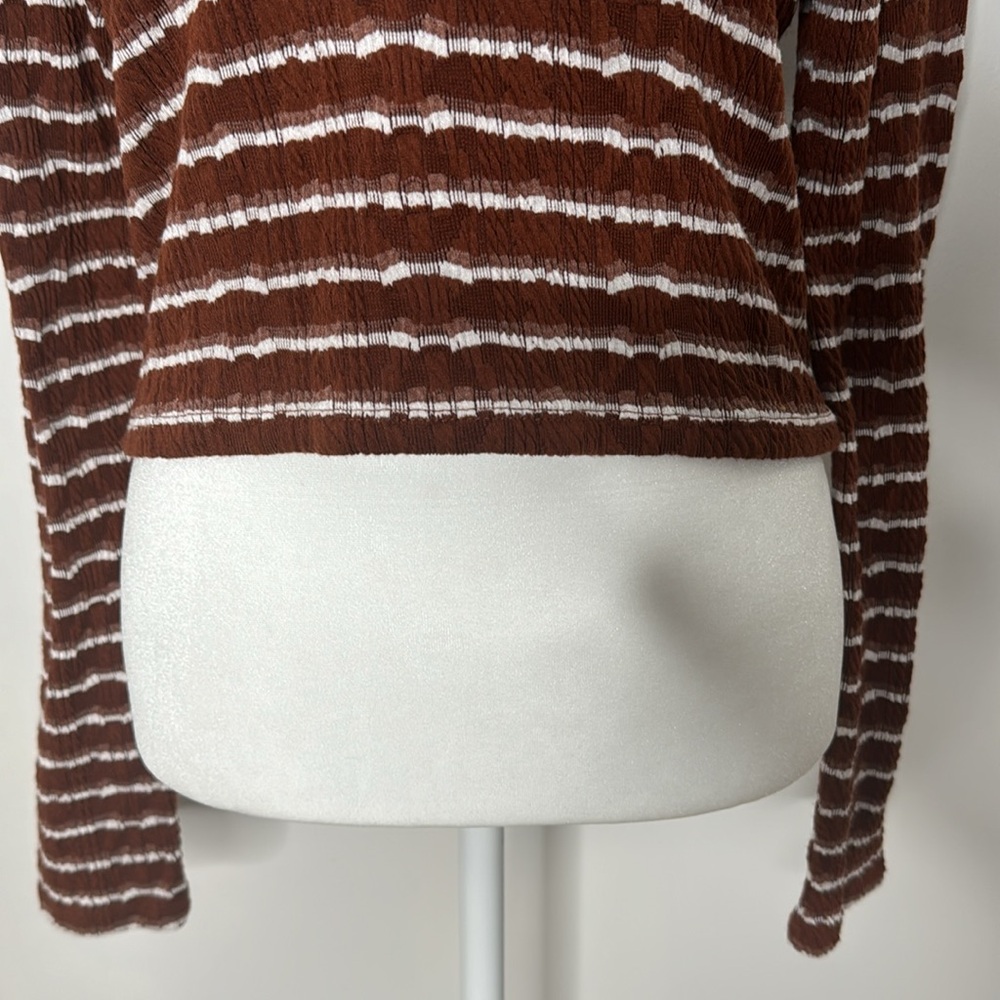 Freshman Striped Top Size XL - Picture 2 of 9